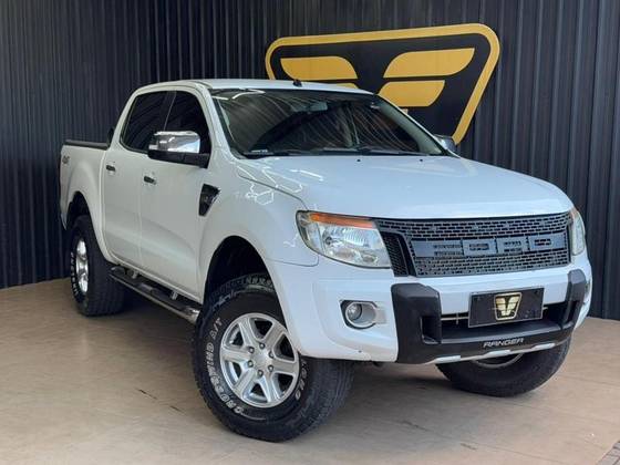 FORD RANGER 3.2 XLT 4X4 CD 20V DIESEL 4P AUTOMÁTICO FORD RANGER 3.2 XLT 4X4 CD 20V DIESEL 4P AUTOMÁTICO